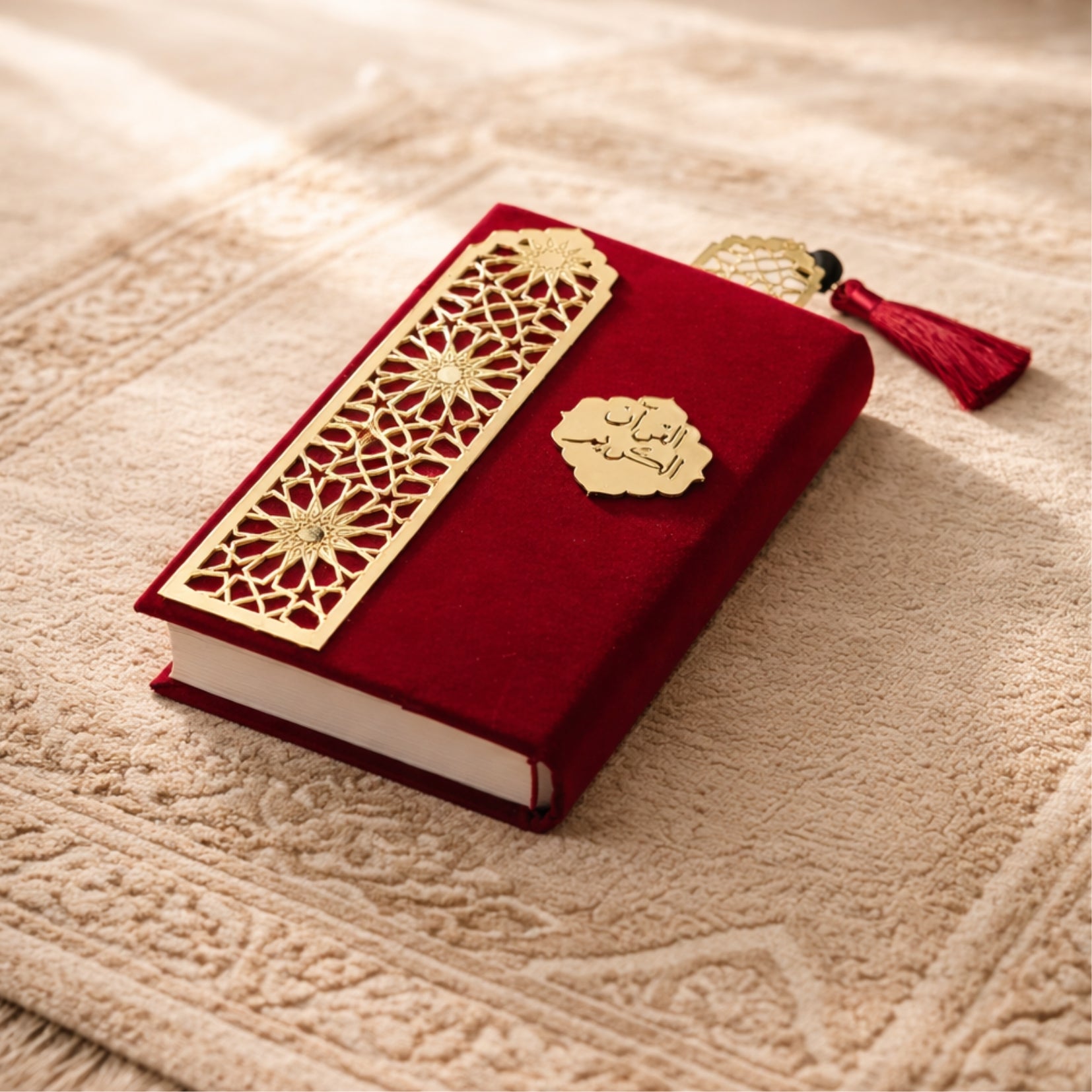 Islamic Quran Gift Box with Velvet Cover, Amber Bookmark & Traditional Chechia