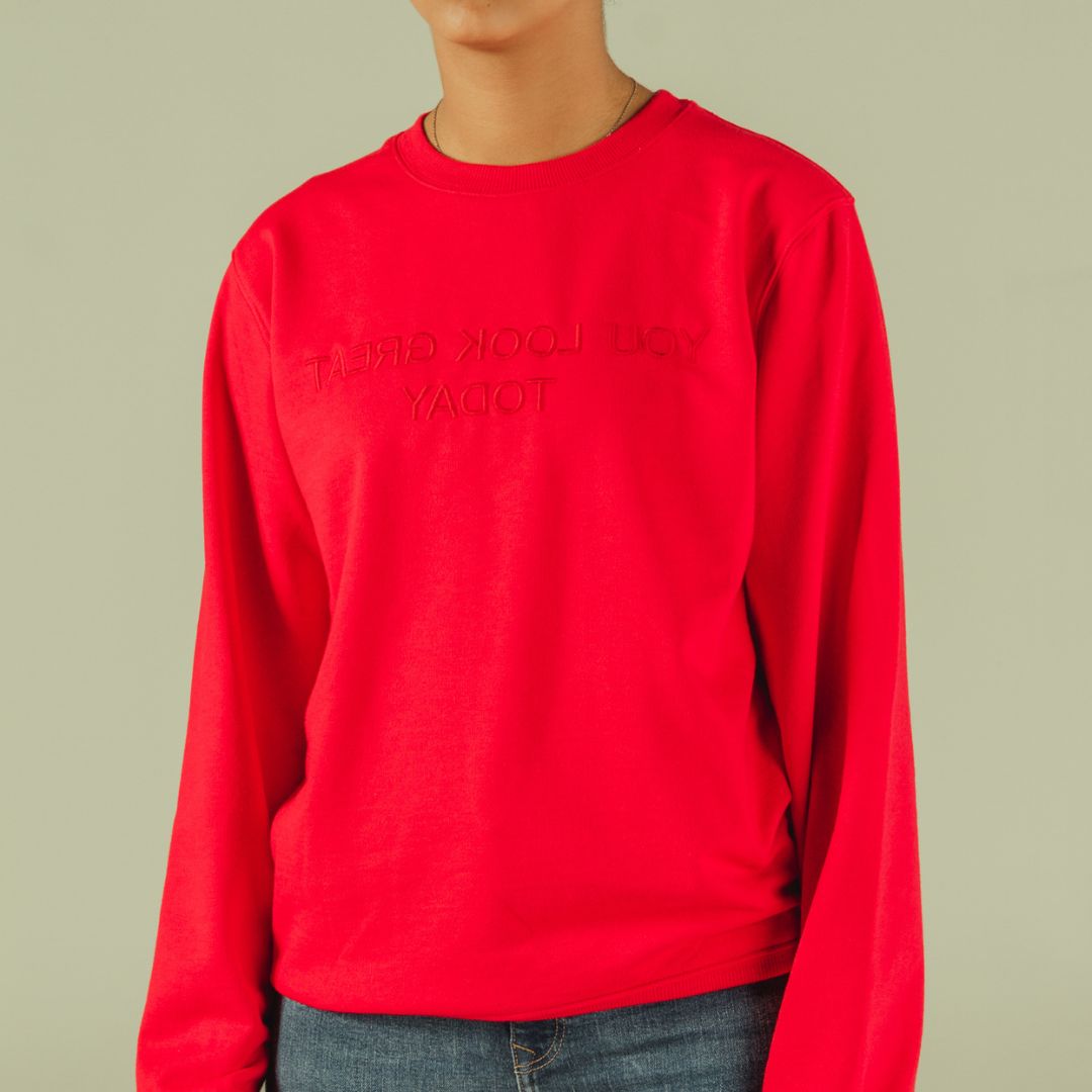 Sweatshirt loose fit col rond unisexe « YOU LOOK GREAT TO DAY » avec détail en wax