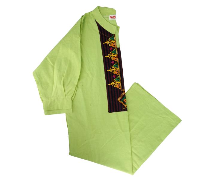 Women's traditional pistachio green jebba dress with Berber motifs